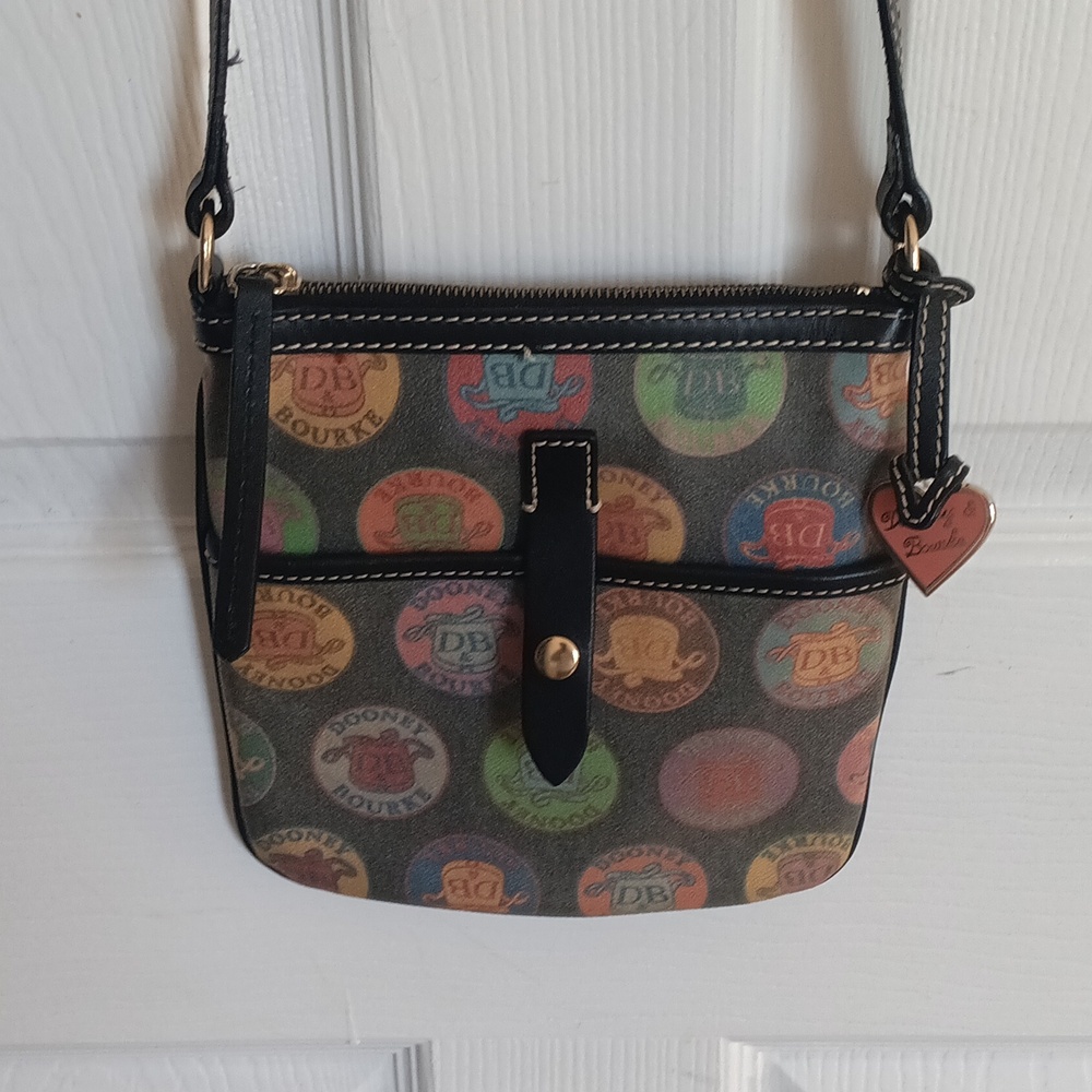 Dooney and Bourke crossbody bag